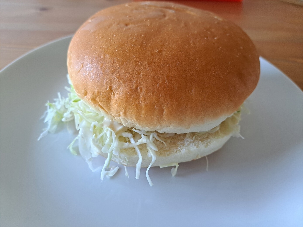 コメダ珈琲店のフィッシュバーガーは 特大 贅沢でヘルシー マックと大きさを比較 イチオシ