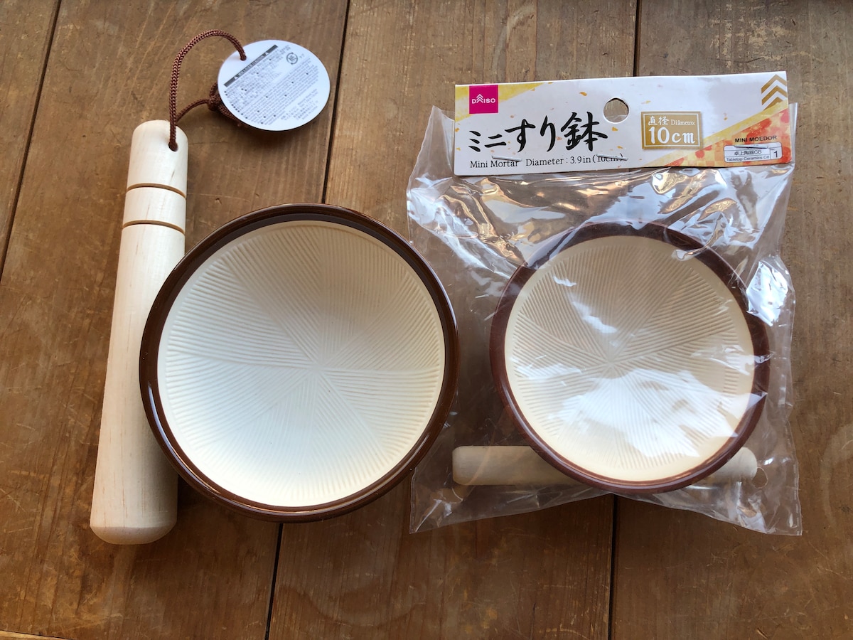 【100均】ダイソーのすり鉢おすすめ2選！すりこぎのセットは離乳食作りにも活躍 - イチオシ
