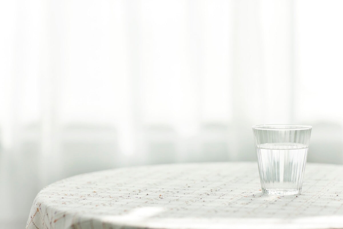 翌朝は、まず水分補給を。