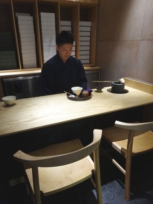 「叶 匠壽庵undefined東京ガーデンテラス紀尾井町店」の店内の茶席スペース