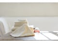 タオルに黒ずみが出たら捨てるタイミング？タオルの捨て時や洗濯方法