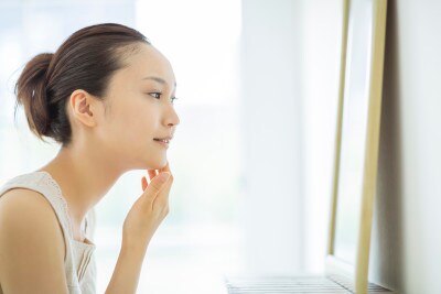 ゆらぎ肌には、新たなスキンケアを導入するよりもバリア機能の正常化が優先