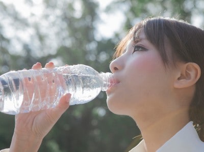 ペットボトルの口飲み