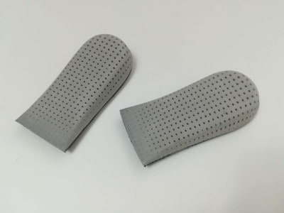 水に強く軽量で柔らかい合成樹脂のEVA素材は、燃やしても有害物質が発生しない特性があり、地球環境に優しい素材としても注目されています