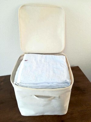 タオルのストックを入れている