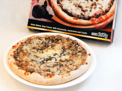 業務スーパー「トリュフピザ」は焼くだけで本格イタリアンの味