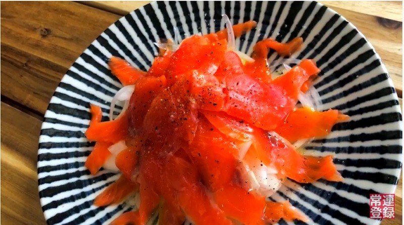 業務スーパー の冷凍スモークサーモンが美味しい 値段398円でコスパも良 イチオシ 業務スーパー の冷凍スモークサーモンが美味しい 値段398円でコスパも良 イチオシ