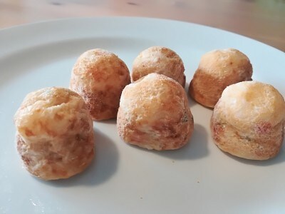 業務スーパー 冷凍たこ焼き は50個入り1kg 1個10円のコスパで揚げ焼きも イチオシ 業務スーパー 冷凍たこ焼き は50個入り1kg 1個10円のコスパで揚げ焼きも イチオシ