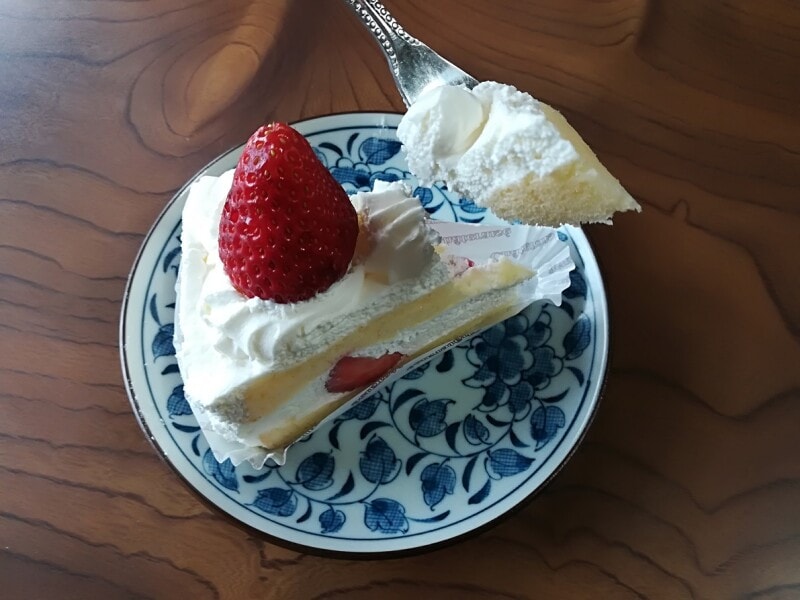 絶対間違いない シャトレーゼのショートケーキ スペシャル苺ショート は324円 イチオシ 絶対間違いない シャトレーゼのショートケーキ スペシャル苺ショート は324円 イチオシ