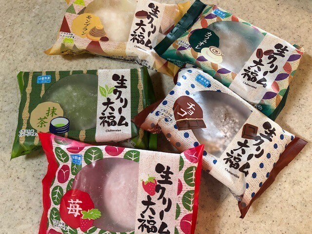シャトレーゼの和菓子のおすすめは 生クリーム大福 コスパと完成された味で魅了 イチオシ シャトレーゼの和菓子のおすすめは 生クリーム大福 コスパと完成された味で魅了 イチオシ