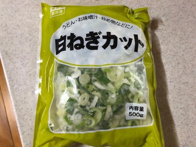 業務スーパーの「冷凍ネギ」が便利！ アレンジレシピや話題の調味料「姜葱醤」も紹介 - イチオシ