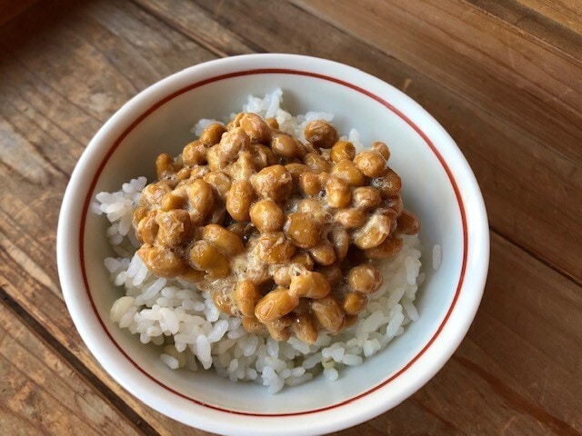 業務スーパーのめんつゆ つゆの素 3倍濃縮 はコスパ最強 料理が引き立つ万能な味 イチオシ
