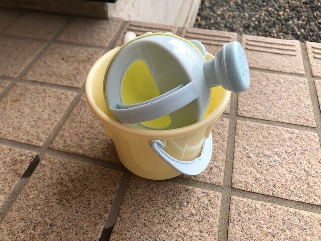 100均 おもちゃ はダイソーで買いたい アクアシューター は水遊び お風呂 イチオシ