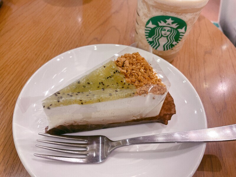 スタバのスイーツ14種類 季節の新作やダイエット向き テイクアウト方法を紹介 イチオシ