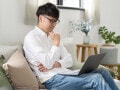 43歳・年収1080万円男性「4月の暴落でも運用益はプラス推移」NISA積立4年の成績